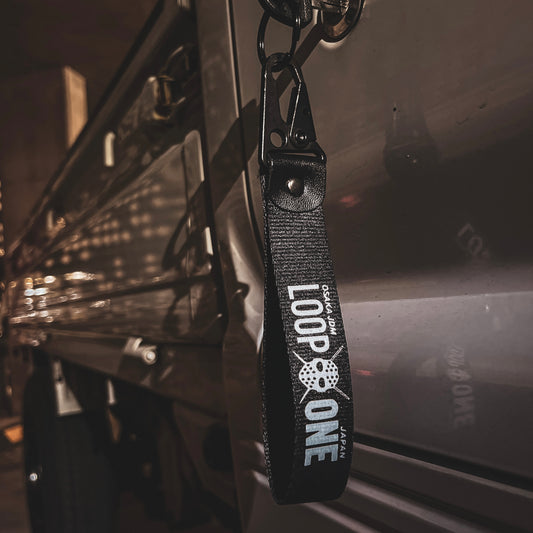 Kanjozoku Loop One Japan - Wristy Keychain